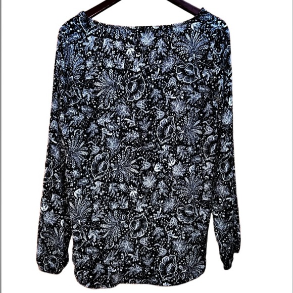 Peace & Pearls Chiffon Super Light / Airy NWT - Picture 3 of 15